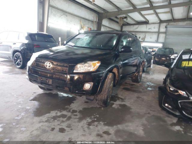 Toyota RAV4 Sport Image 9