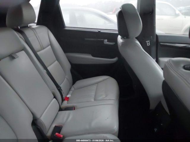 Kia Sorento Limited V6 Image 7