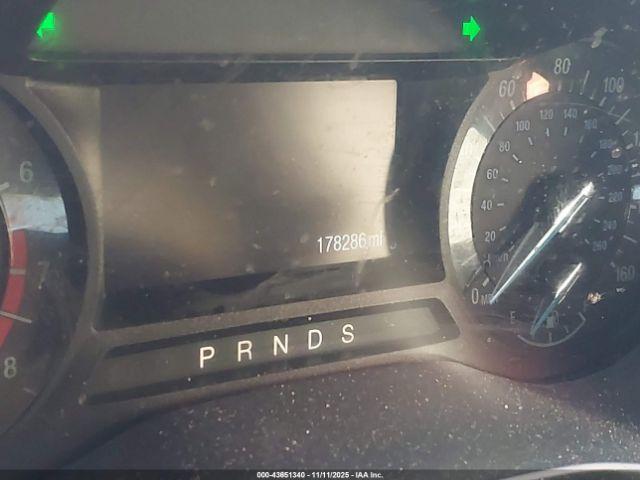 Ford Fusion Se Image 9