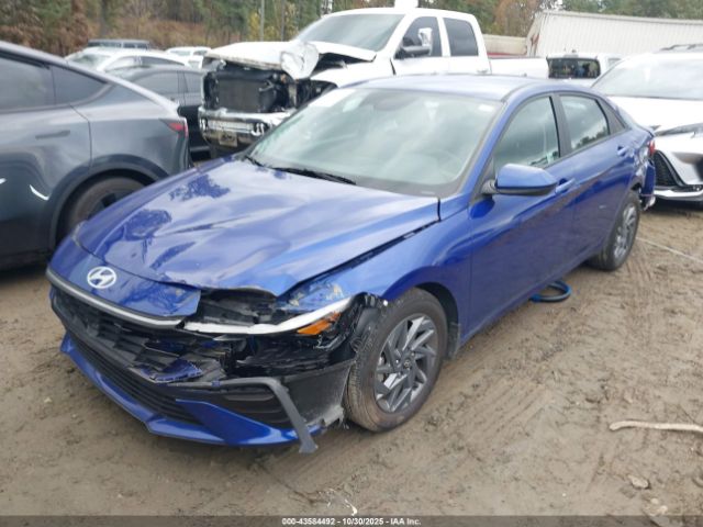 Hyundai ELANTRA Sel Image 3