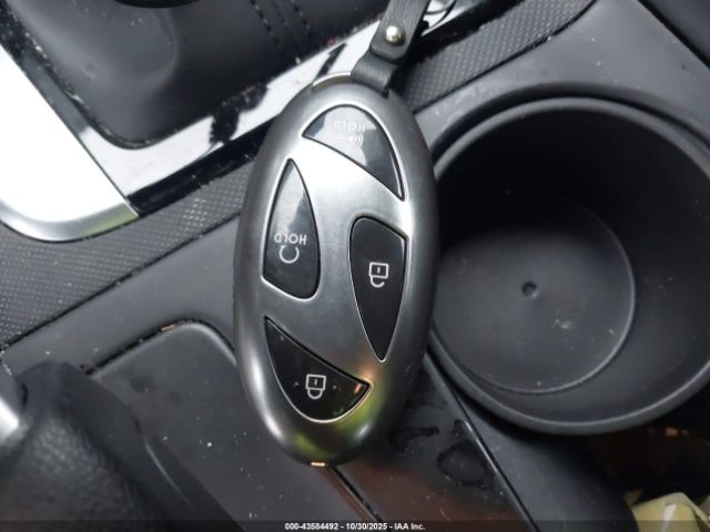 Hyundai ELANTRA Sel Image 15