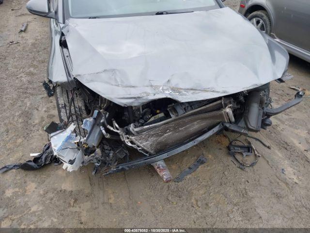 Hyundai ELANTRA Value Edition Image 5