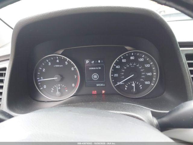 Hyundai ELANTRA Value Edition Image 10