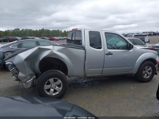 Nissan Frontier Se Image 11