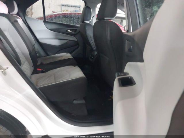 Chevrolet Equinox Ls Image 15
