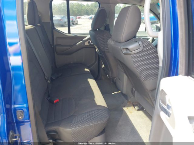 Nissan Frontier Sv Image 5