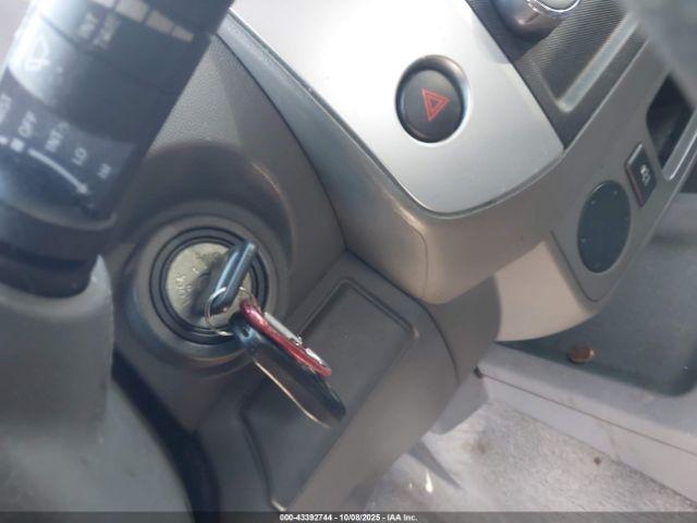 Nissan Frontier Sv Image 7