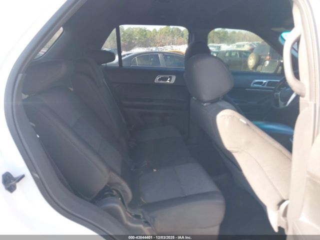 Ford Explorer Xlt Image 10