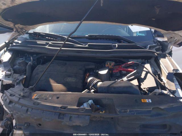 Ford Explorer Xlt Image 8