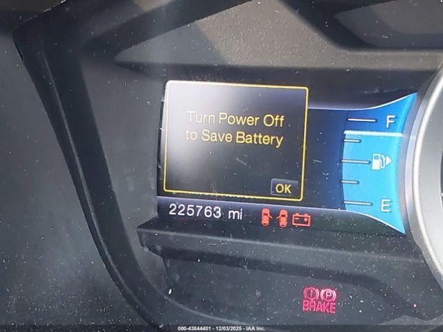 Ford Explorer Xlt Image 12