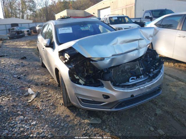  Salvage Volvo V60
