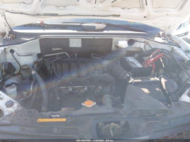 Mitsubishi Endeavor Ls Image 6