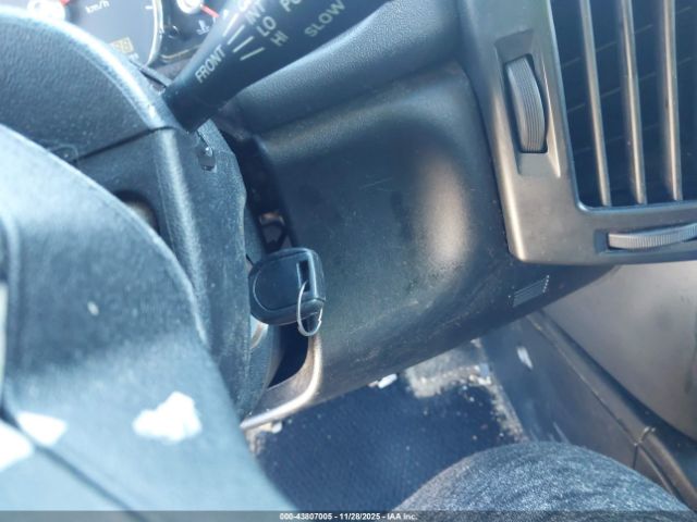 Mitsubishi Endeavor Ls Image 15