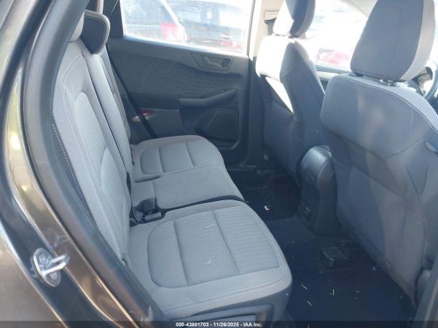 Ford Escape S Image 6