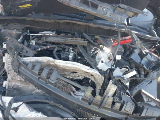 Ford Escape S Image 9