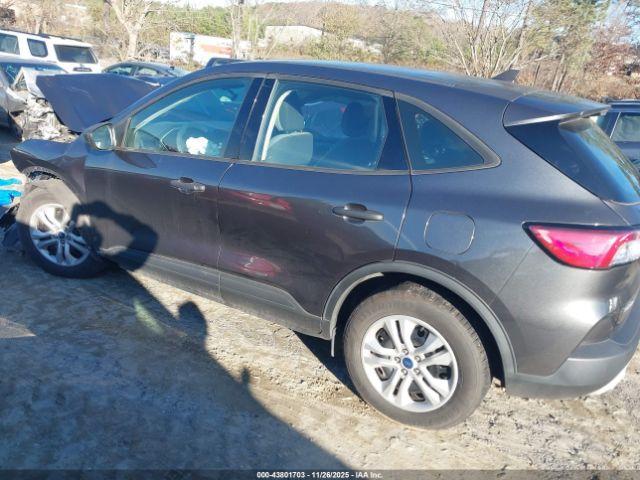 Ford Escape S Image 2