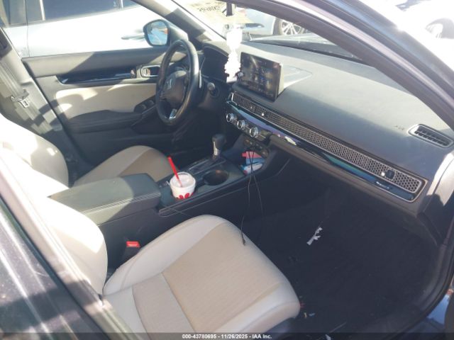 Honda Civic Sport Touring Image 5