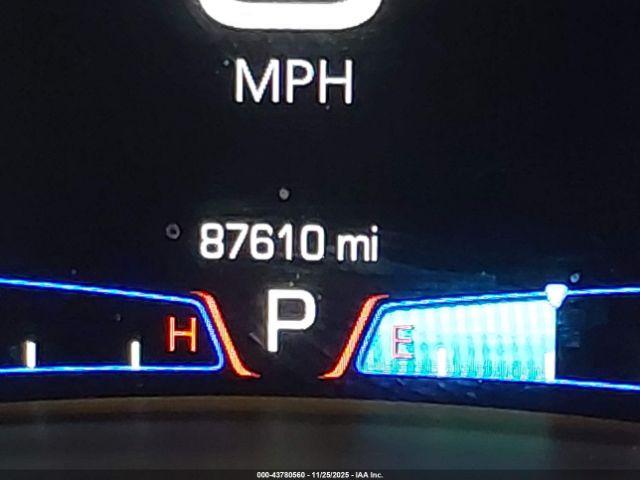 Chrysler 300c Image 6