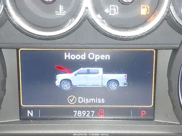 Chevrolet Silverado 1500 2wd  Short Bed Custom Image 13