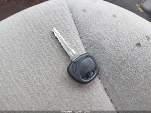 Kia Sedona Lx Image 9