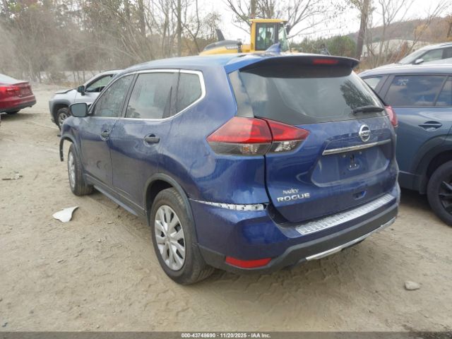 Nissan Rogue S Image 2