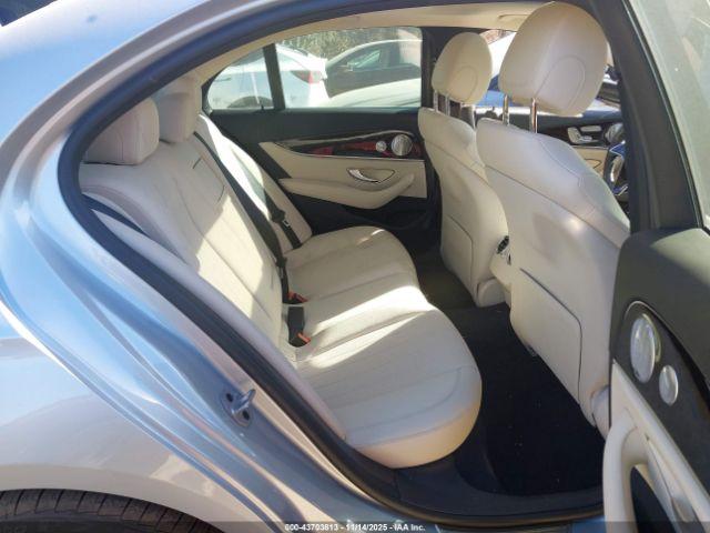 Mercedes-Benz E-Class Image 4