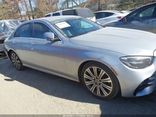 Mercedes-Benz E-Class Image 8