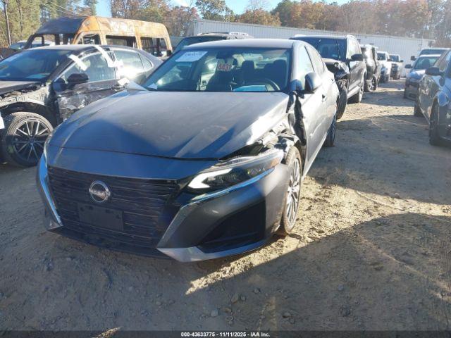 Nissan Altima Sv Fwd Image 11