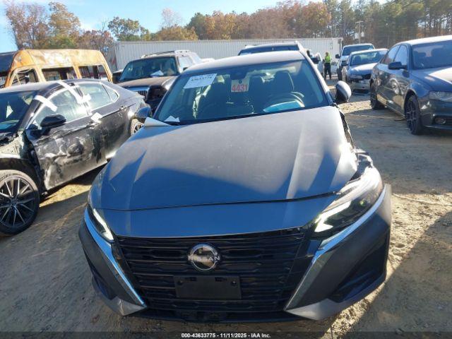 Nissan Altima Sv Fwd Image 10