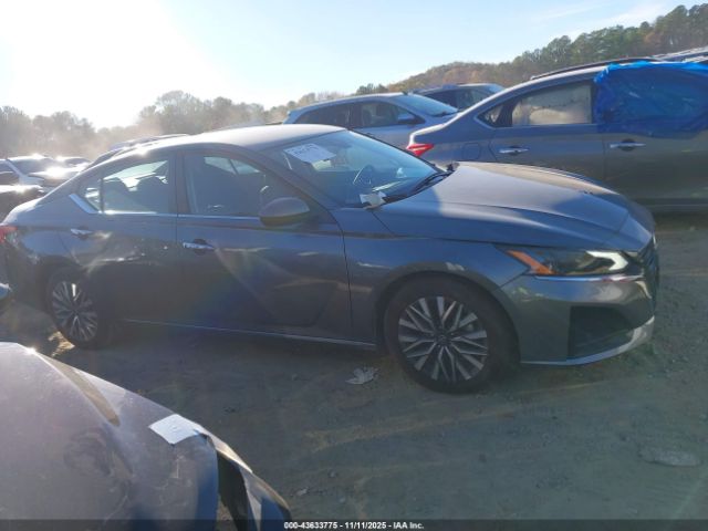 Nissan Altima Sv Fwd Image 12