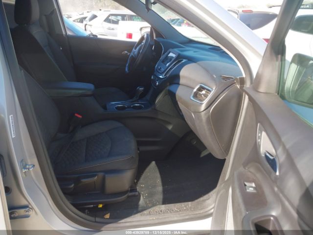 Chevrolet Equinox Lt Image 16