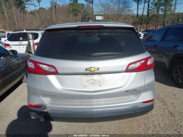 Chevrolet Equinox Lt Image 3