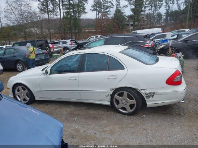 Mercedes-Benz E-Class Image 5