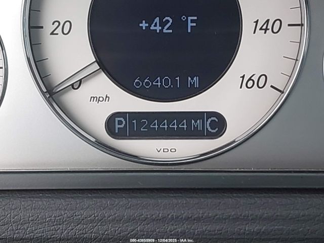 Mercedes-Benz E-Class Image 2