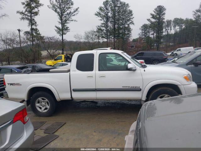 Toyota Tundra Sr5 V8 Image 2