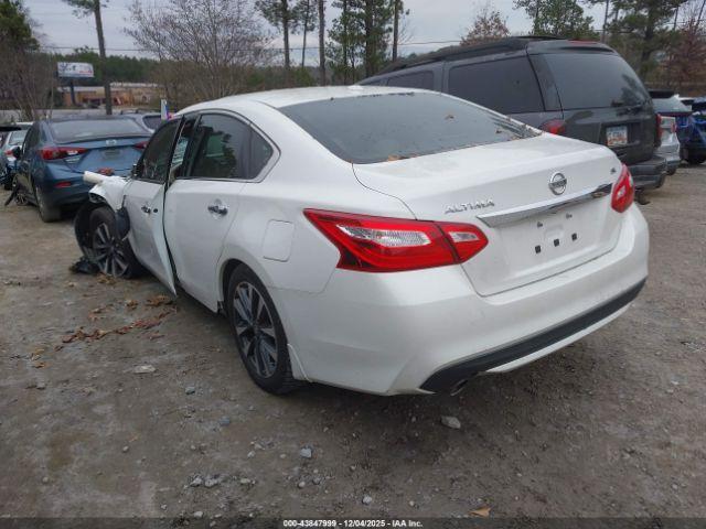 Nissan Altima 2.5 Sv Image 5