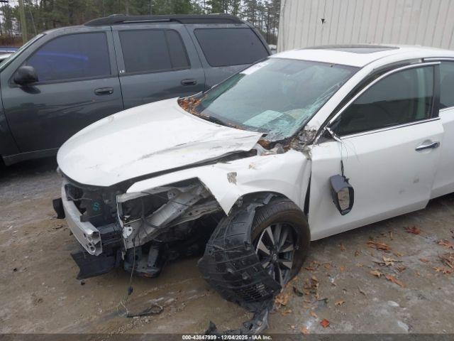 Nissan Altima 2.5 Sv Image 4