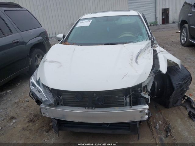 Nissan Altima 2.5 Sv Image 10