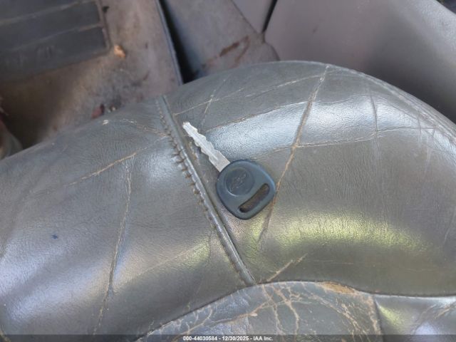 Chevrolet Silverado 1500 Lt Image 8