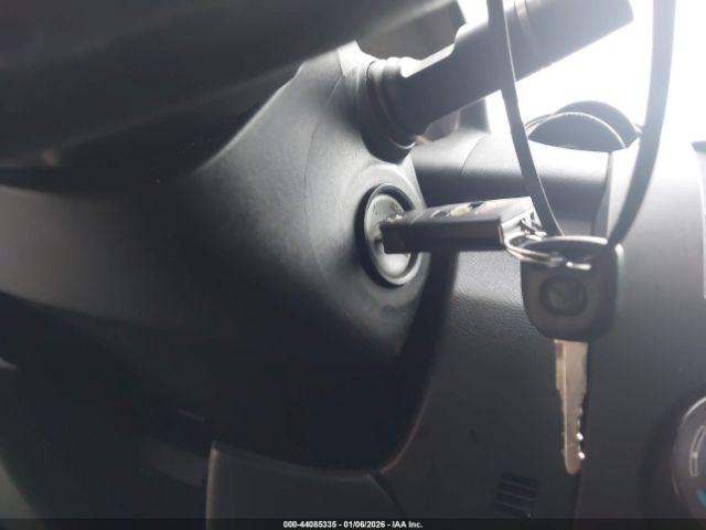 Mazda Mazda2 Sport Image 2