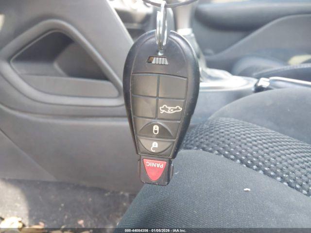 Dodge Dart Sxt Image 8