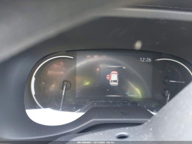 Toyota RAV4 Xle Image 7