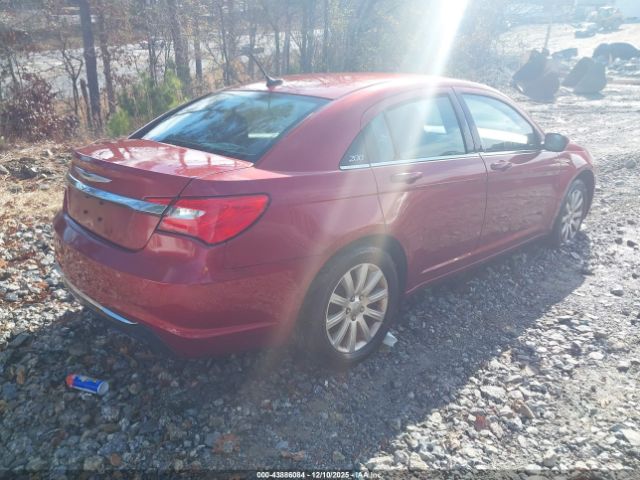 Chrysler 200 Touring Image 5