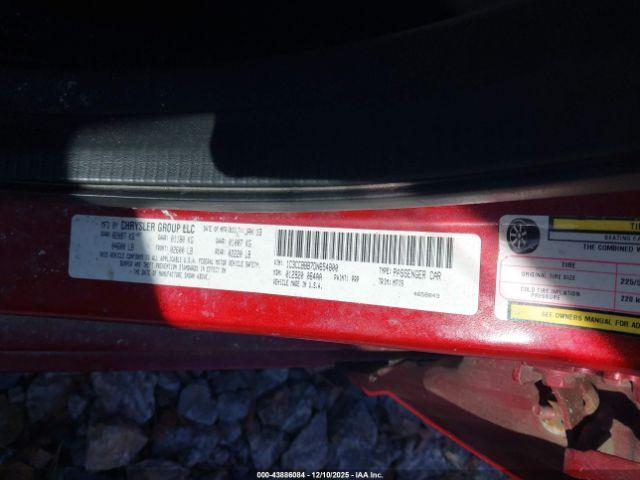 Chrysler 200 Touring Image 9