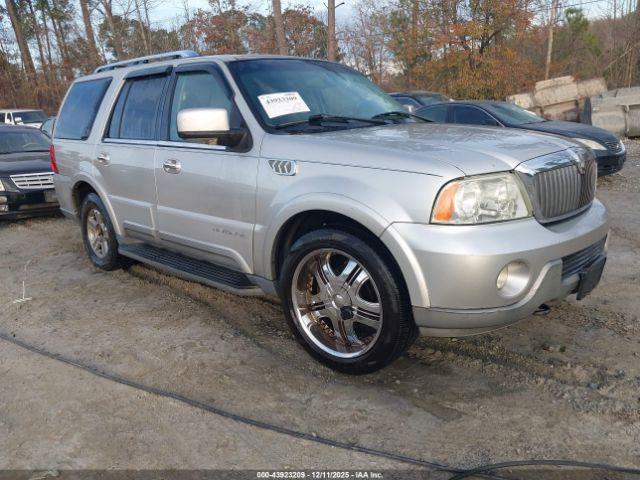  Salvage Lincoln Navigator