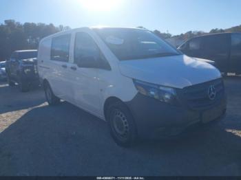  Salvage Mercedes-Benz Metris