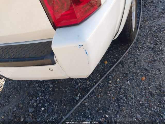 Jeep Commander Sport Image 3