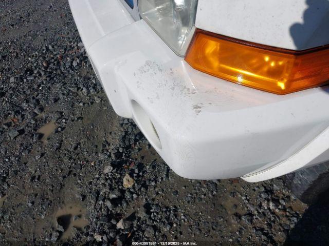 Jeep Commander Sport Image 8