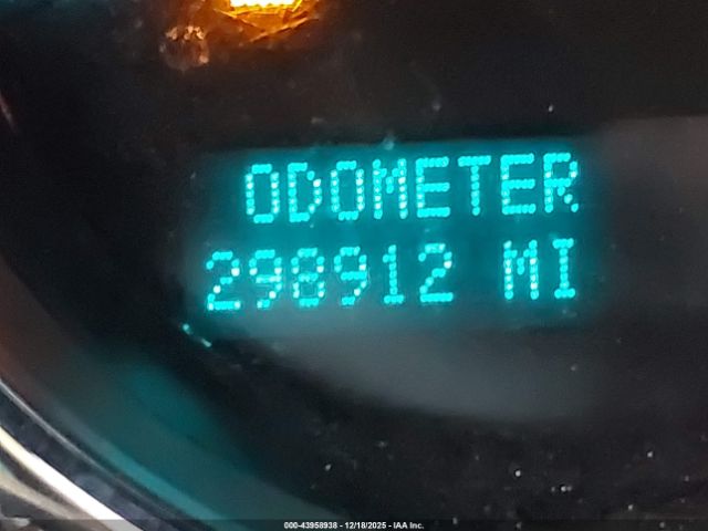 Chevrolet Silverado 1500 Lt Image 16