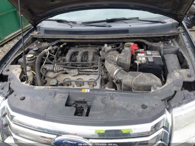 Ford Taurus X Sel Image 11